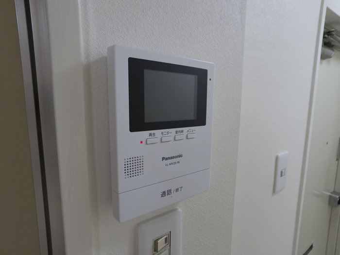 セキュリティ　TVモニター付インターホン
