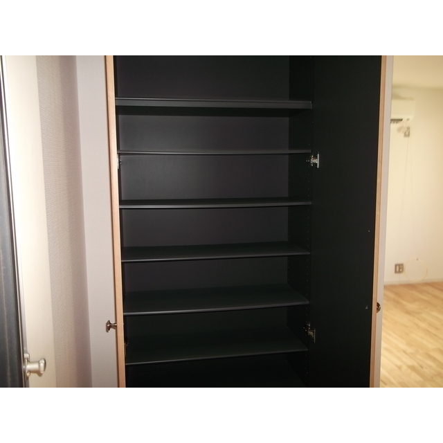 その他設備　靴箱