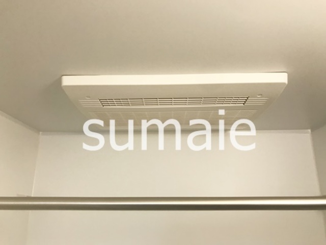 その他設備　浴室乾燥機完備。