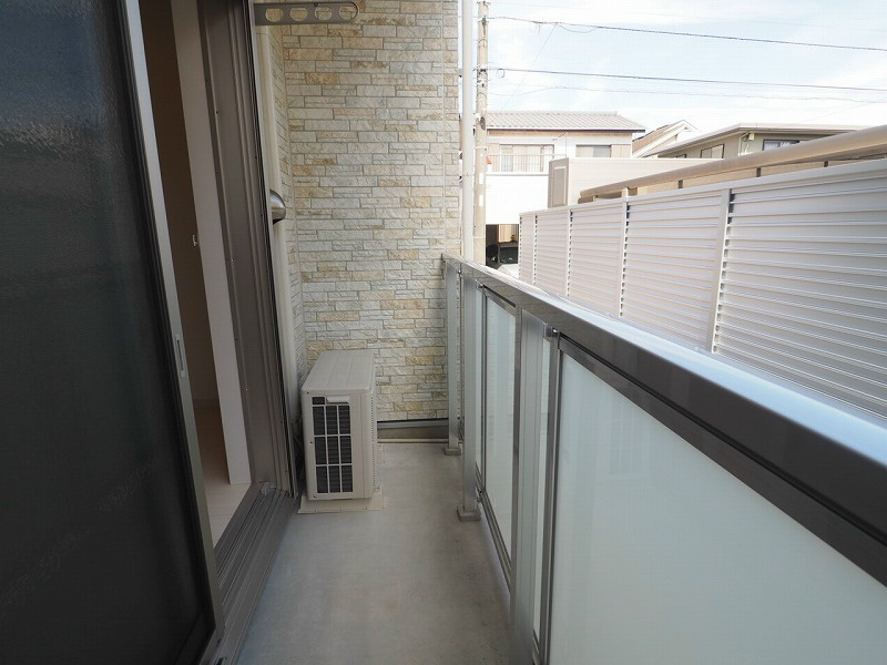 バルコニー　お洗濯ものもたくさん干せます。