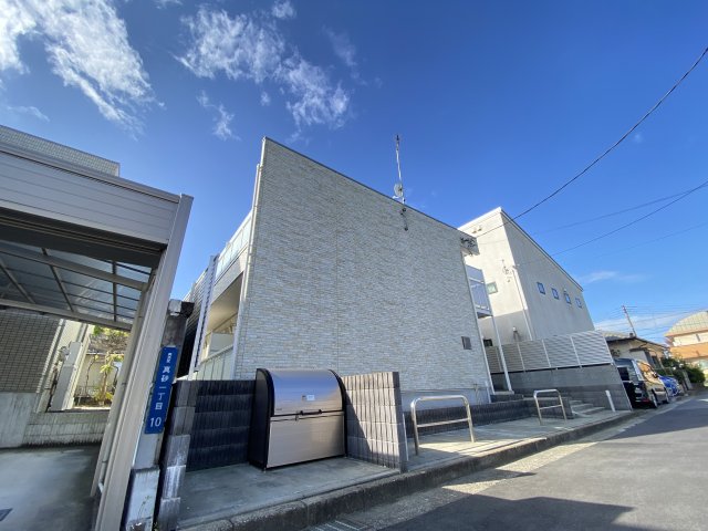 建物外観　単身賃貸物件です。