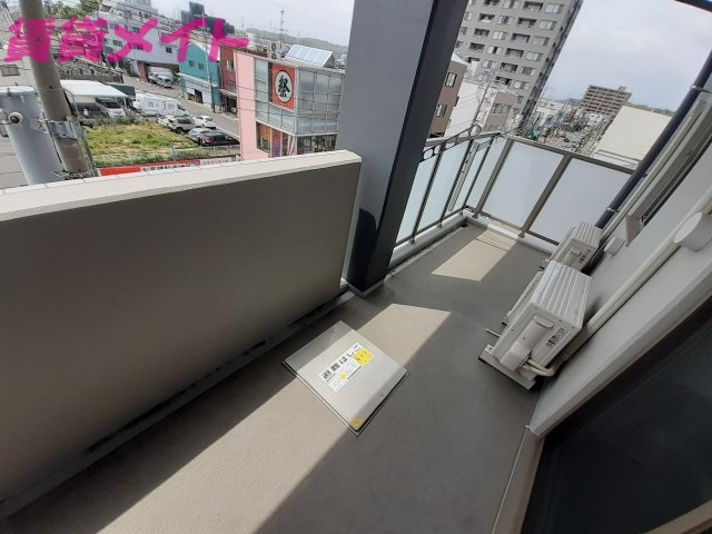 バルコニー　同タイプの画像です