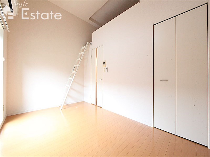 居室・リビング　内装