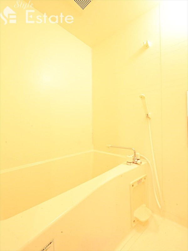 バス・シャワールーム　バスルーム