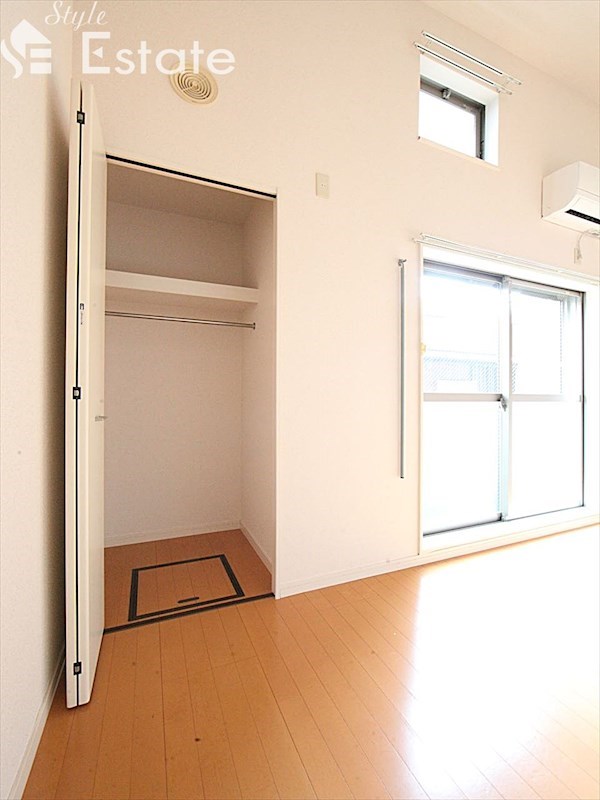 収納　クローゼット