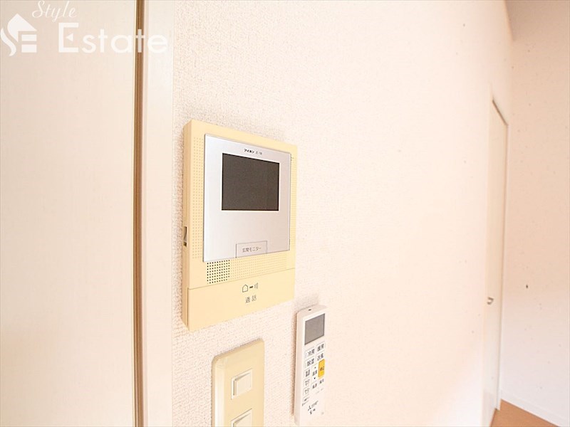 セキュリティ　モニター付きインターホン