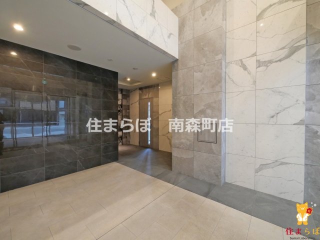 エントランス　共用部の印象も大切に