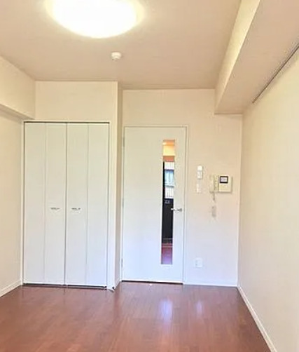 居室・リビング　※別部屋の参考写真です。