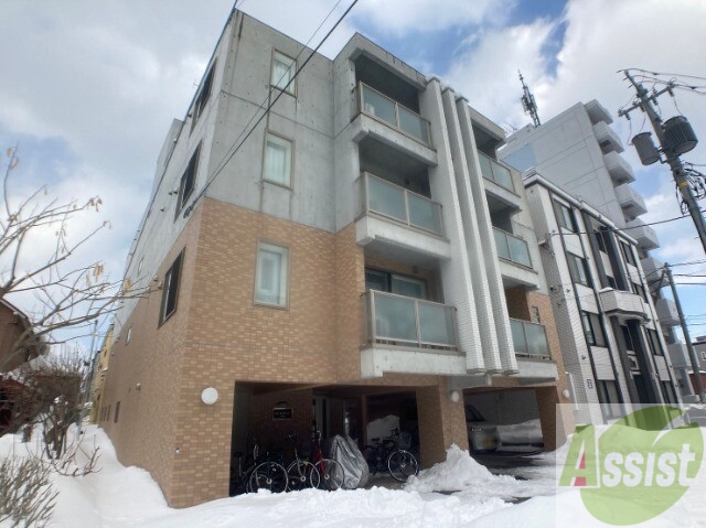 建物外観　札幌市北区北二十三条西「Ｇｅｎｏｖａ」