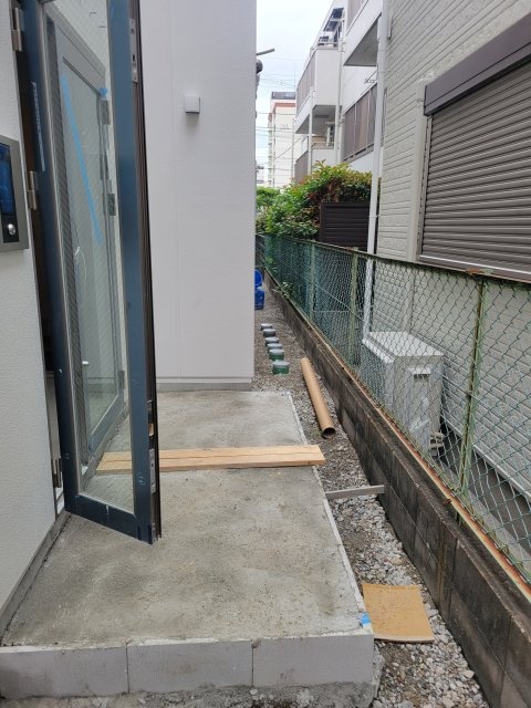 エントランス　共用