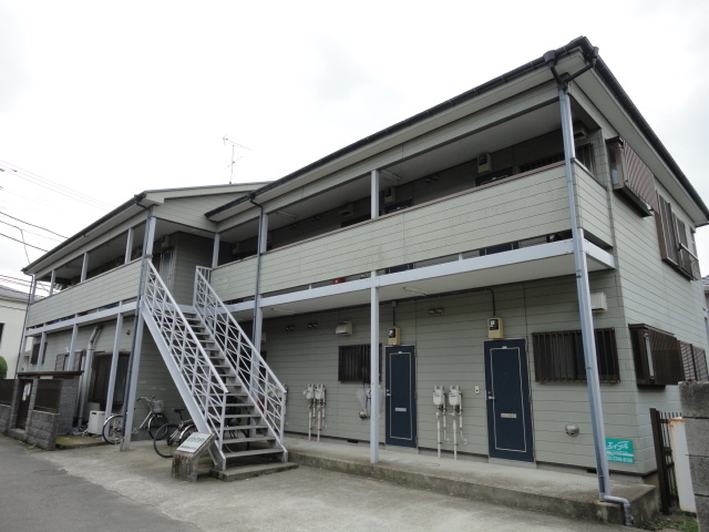 建物外観　成城学園前までは徒歩１５分です☆
