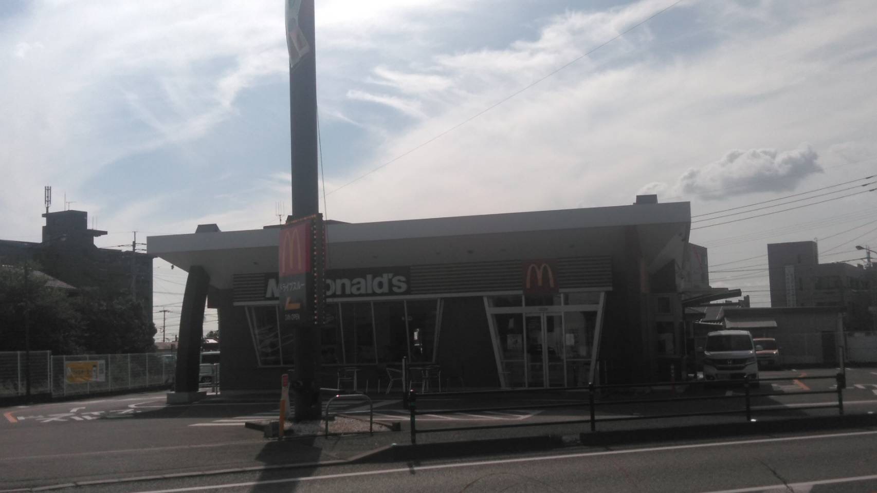飲食店　マクドナルド 3号線八女店＊（飲食店）まで677m