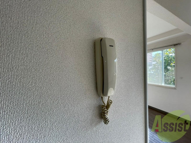 セキュリティ　インターホンは通話ができるので急な訪問があっても安心です。
