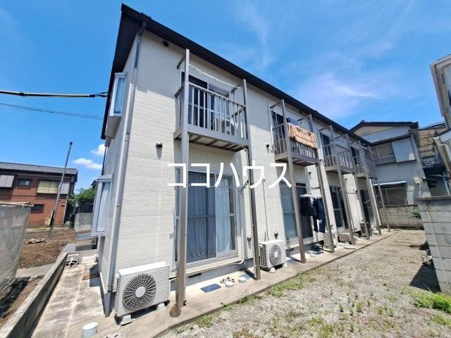 建物外観　柱以外を全てリニューアルした物件です。