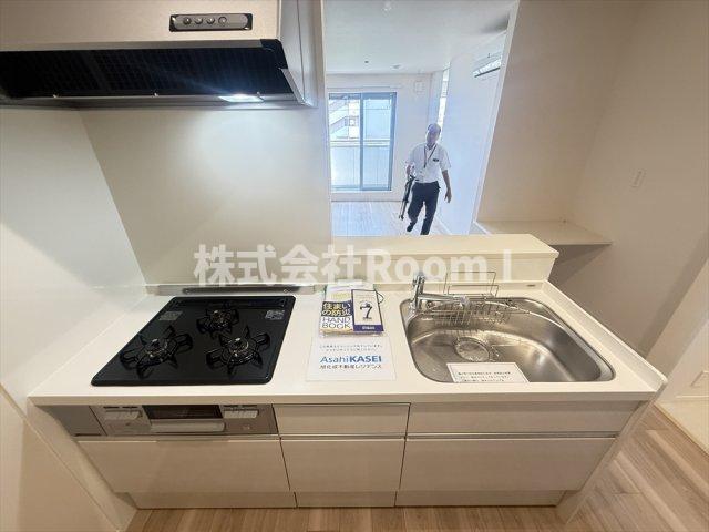 キッチン　使いやすいキッチンです ※写真は別のお部屋になります※反転タ