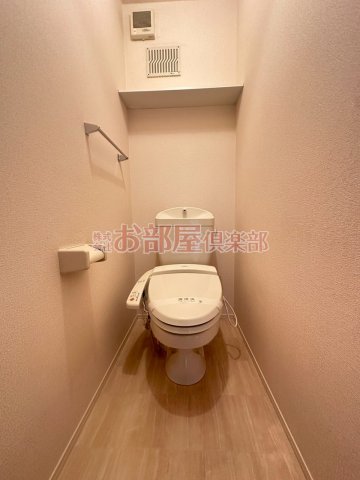 トイレ　コンパクトで使いやすいトイレです