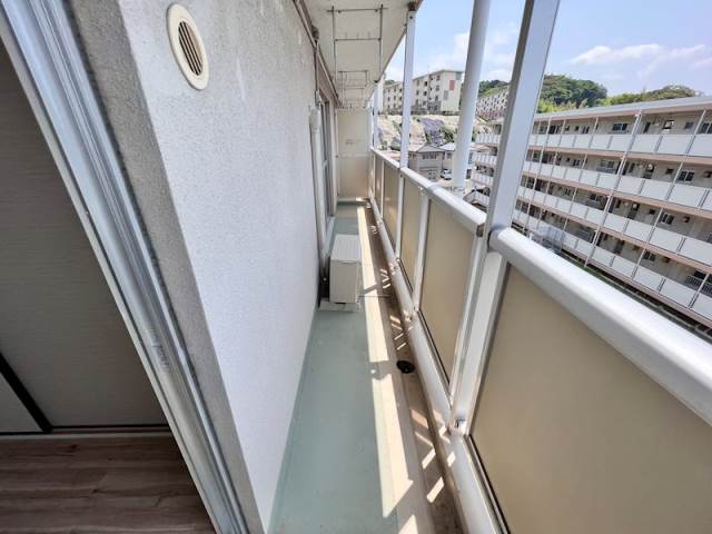 バルコニー　同物件別部屋イメージ