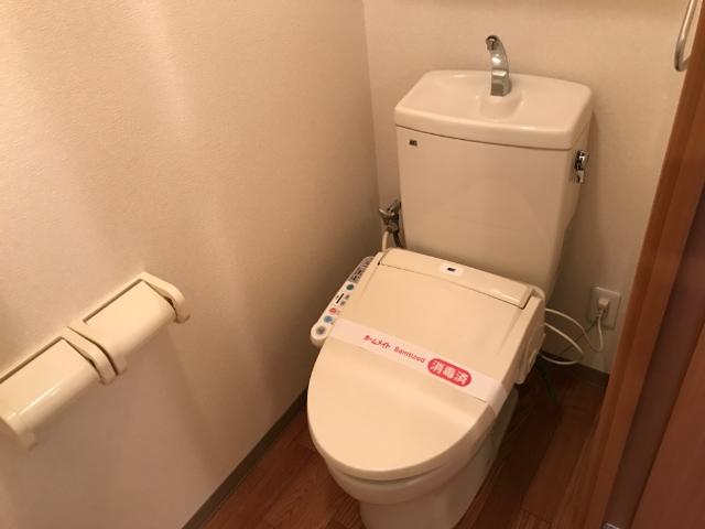 トイレ　シャワー付トイレ