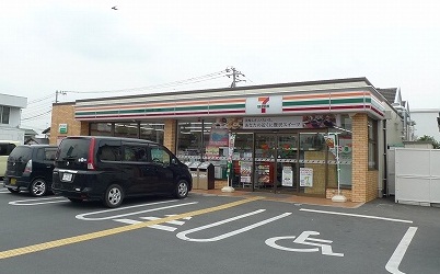 コンビニ　セブンイレブン深谷上柴東5丁目店（コンビニ）まで565m