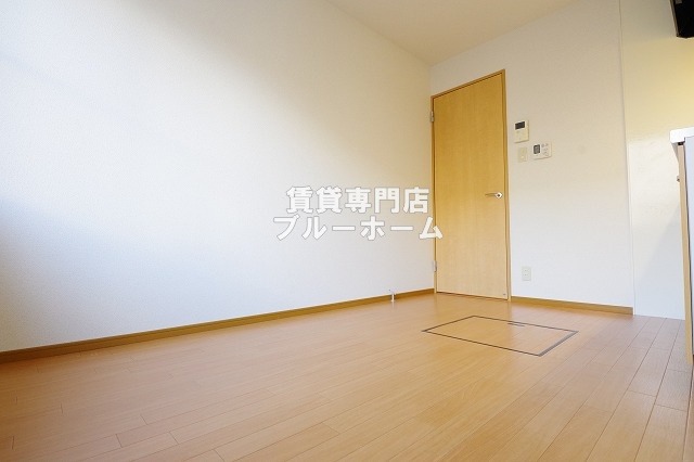 居室・リビング　約６帖のダイニングです！