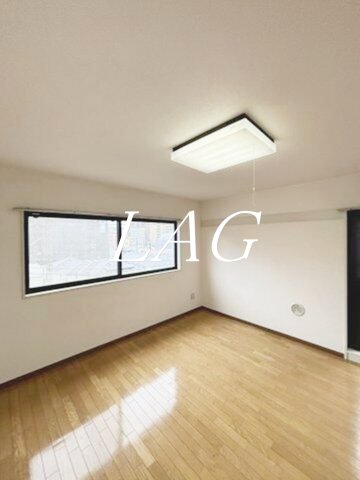 居室・リビング　洋室のお部屋です。