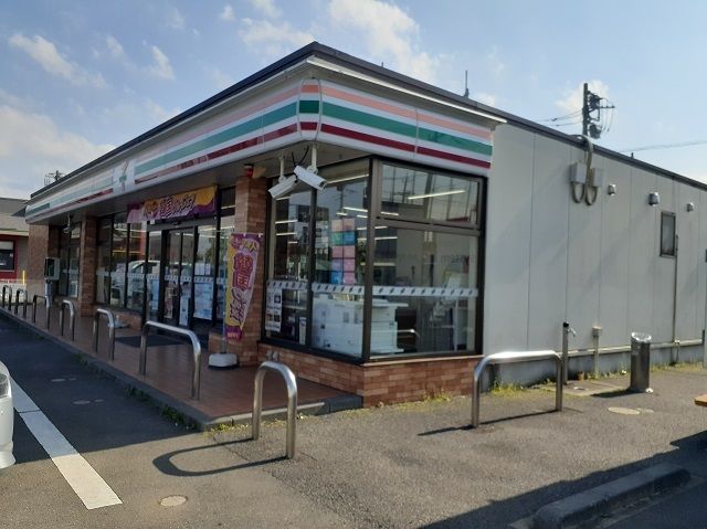コンビニ　セブンイレブン中根台４丁目店（コンビニ）まで200m