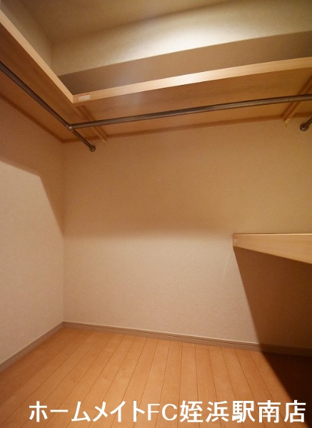 収納　★ウォークインクローゼットは嬉しいですね★参考写真
