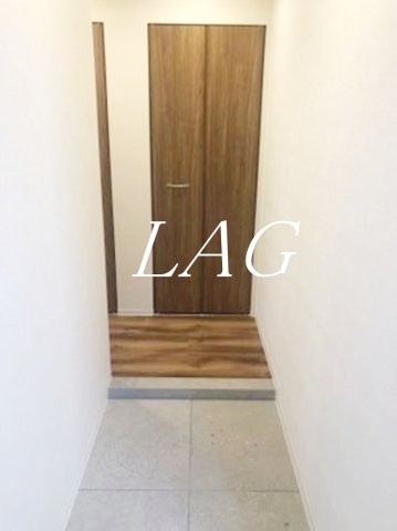 玄関　玄関です。