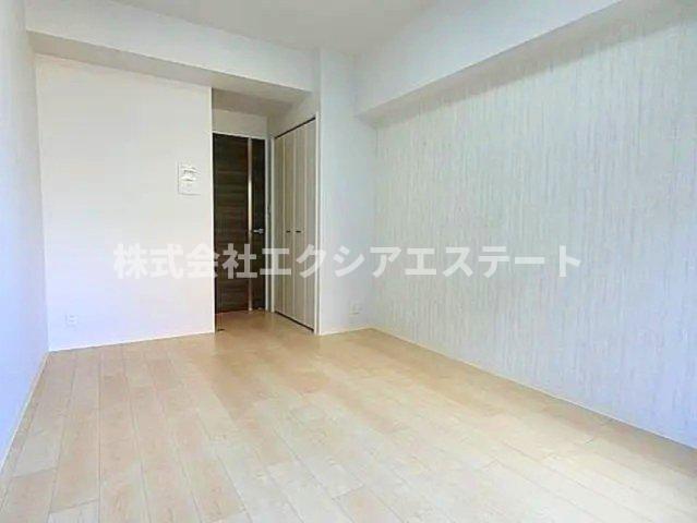 Mid Court Umekitaの居間写真