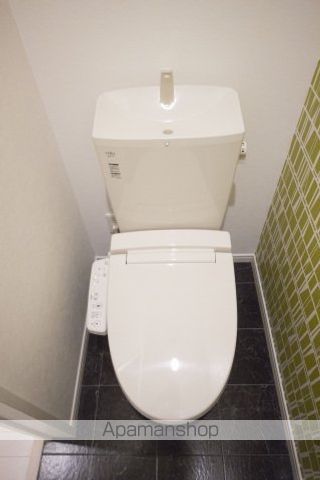 広島電鉄宮島線 東高須駅 徒歩7分 2階建 築10年のトイレ写真