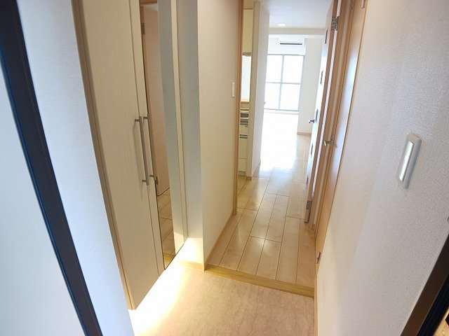玄関　落ち着いた玄関です