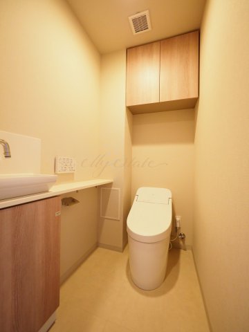 プラウド阪急塚口駅前のトイレ写真