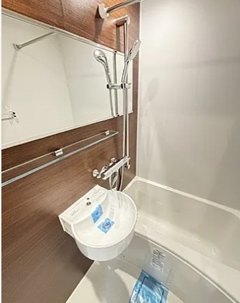 レジディア三越前の風呂写真