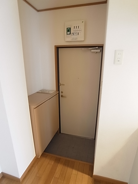 サンパティーク本町の玄関写真