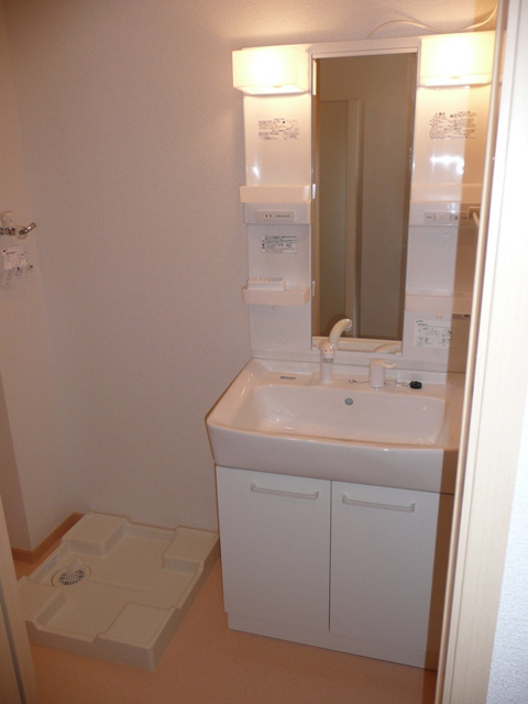 洗面設備　準備中につき同タイプ物件写真を掲載しております。