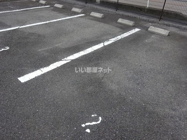 【ロハシーKの駐車場】