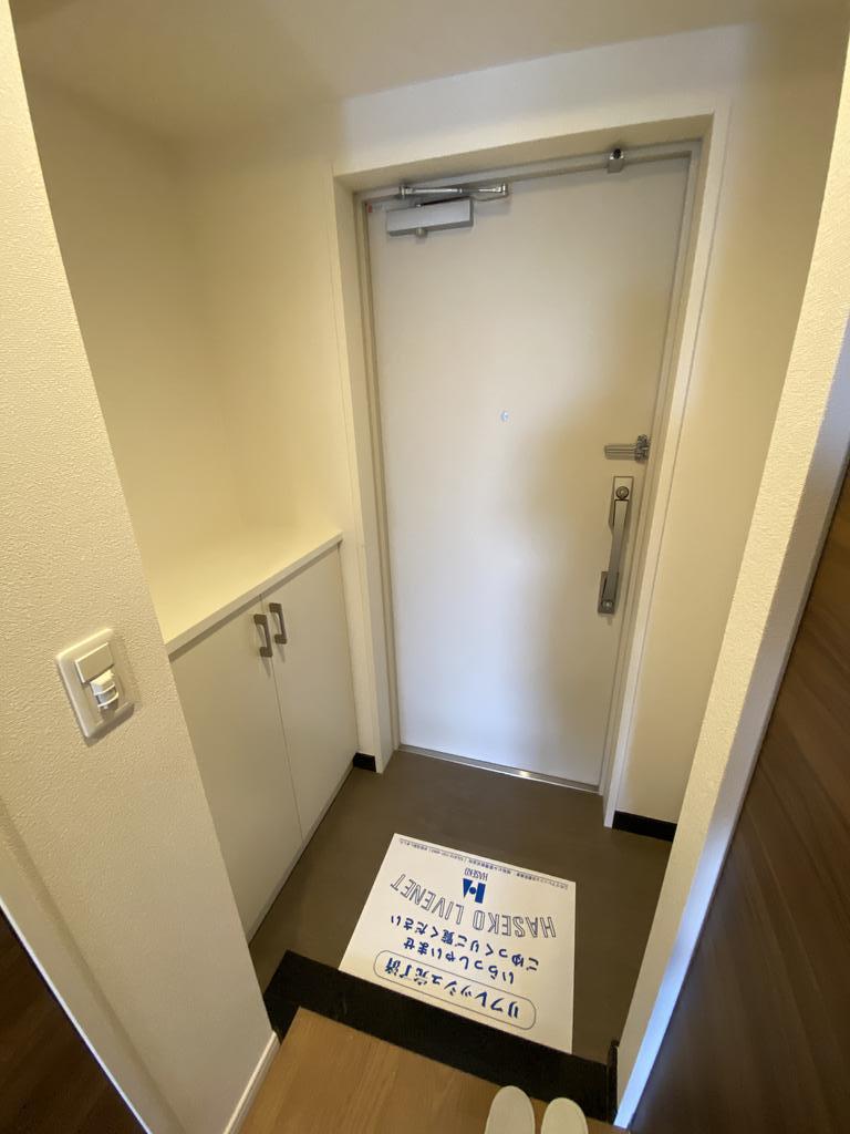 玄関　シューズボックス付き