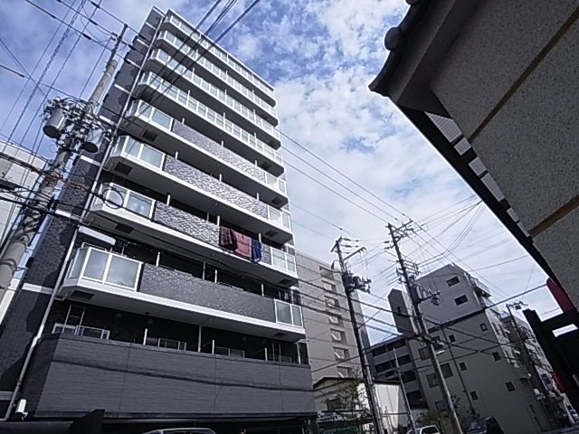 神戸市兵庫区水木通のマンションの建物外観