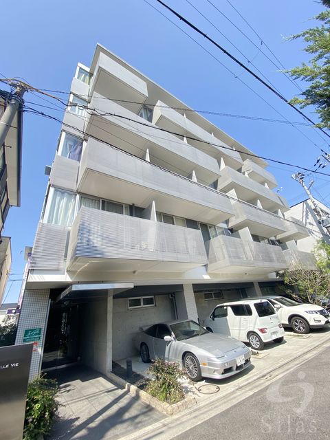 堺市堺区出島海岸通のマンションの建物外観