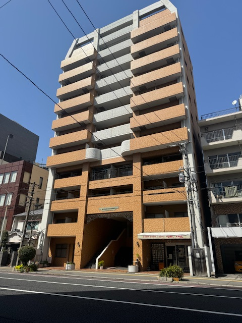 広島市中区宝町のマンションの建物外観