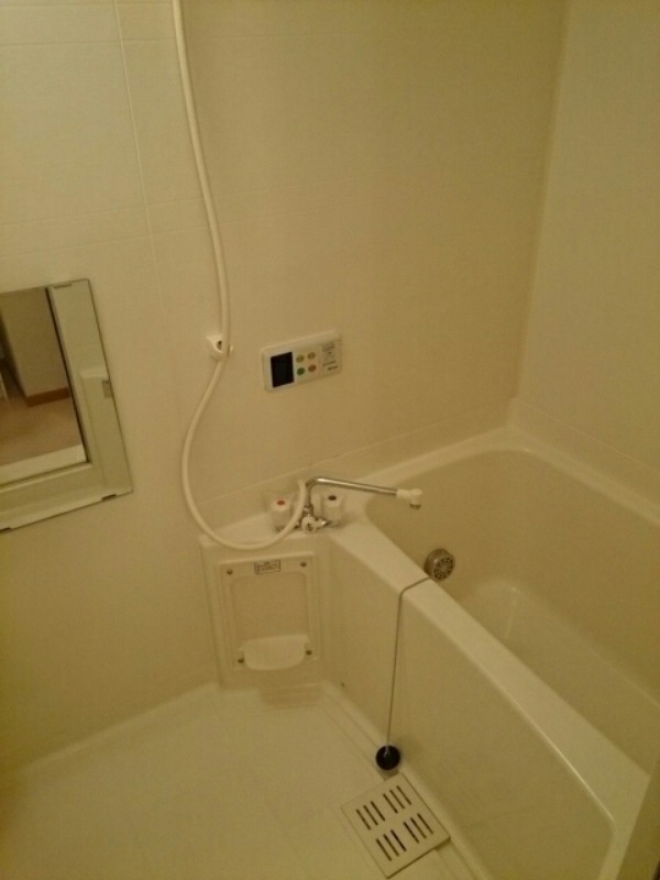 バス・シャワールーム　図面と現状に相違がある場合には現状を優先