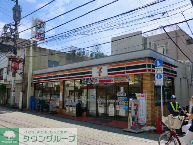 【足立区柳原のマンションのコンビニ】