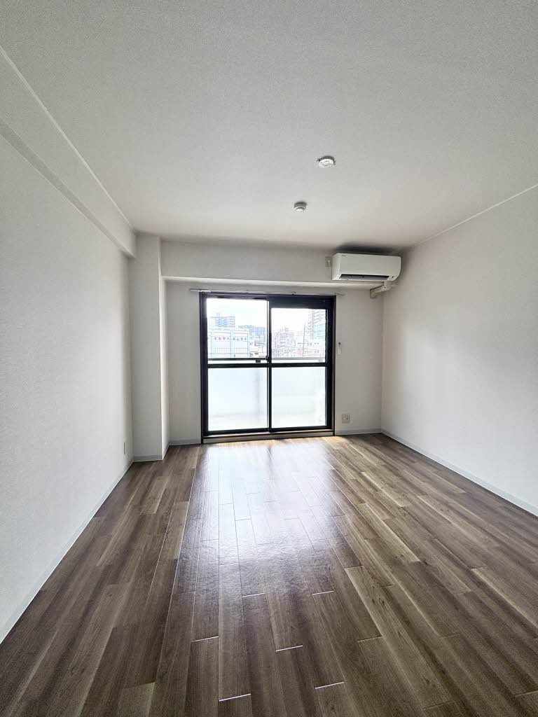 居室・リビング　7.4帖の洋室♪