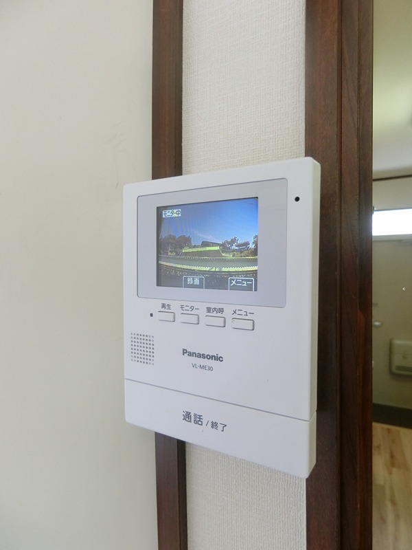 セキュリティ　TVモニターホン設置で、突然の来客も安心です！