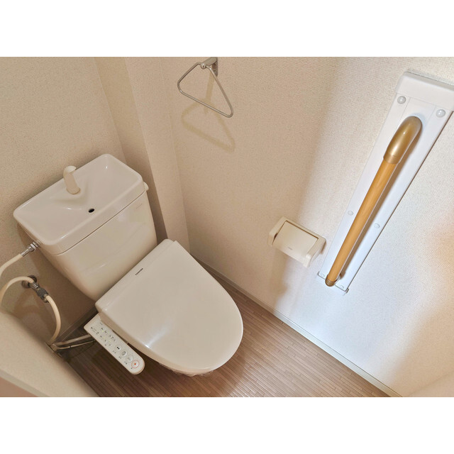 トイレ　ウォシュレット