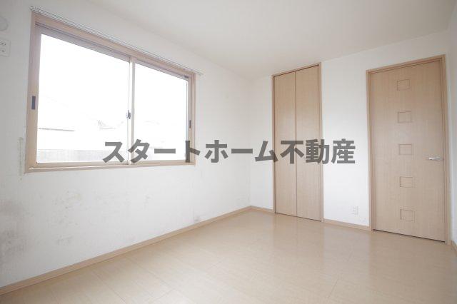 その他部屋・スペース　使い勝手のいい寝室です