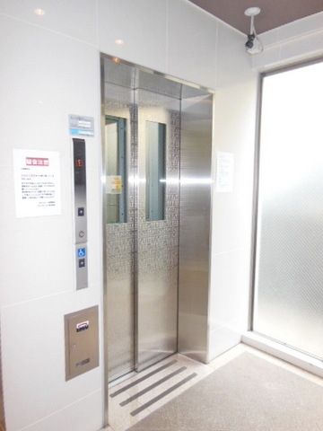 エントランス　☆高層階でも楽々☆