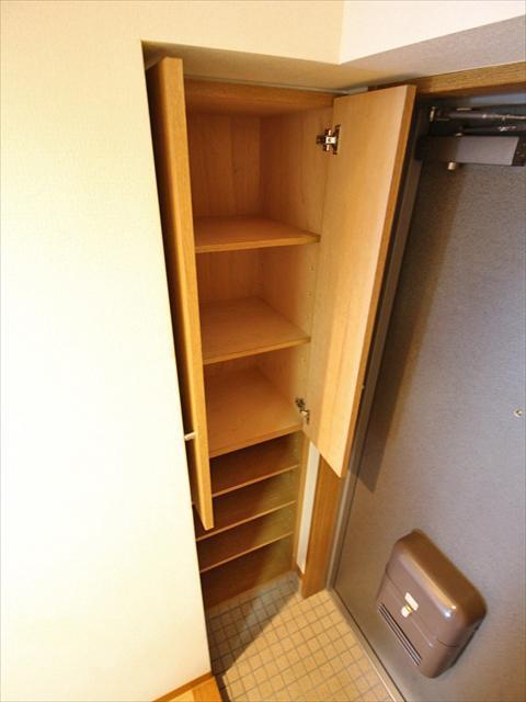 その他　松山市平和通　グレイスパル平和通　靴収納