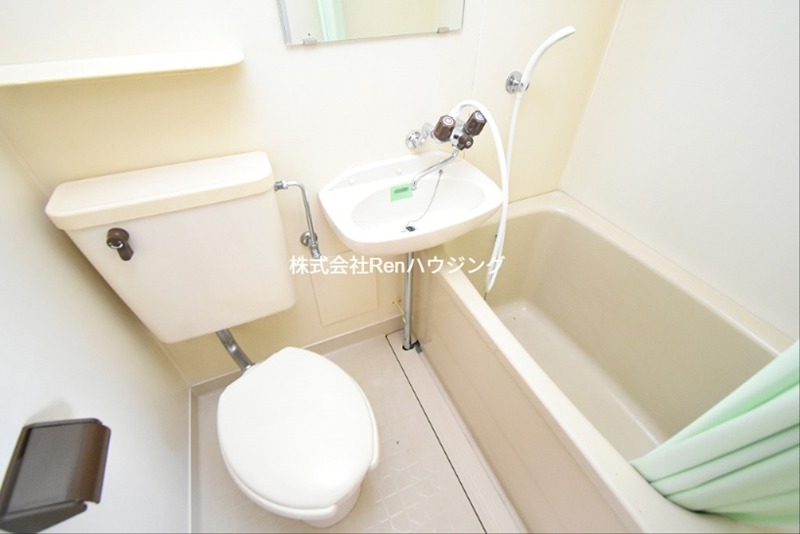 バス・シャワールーム