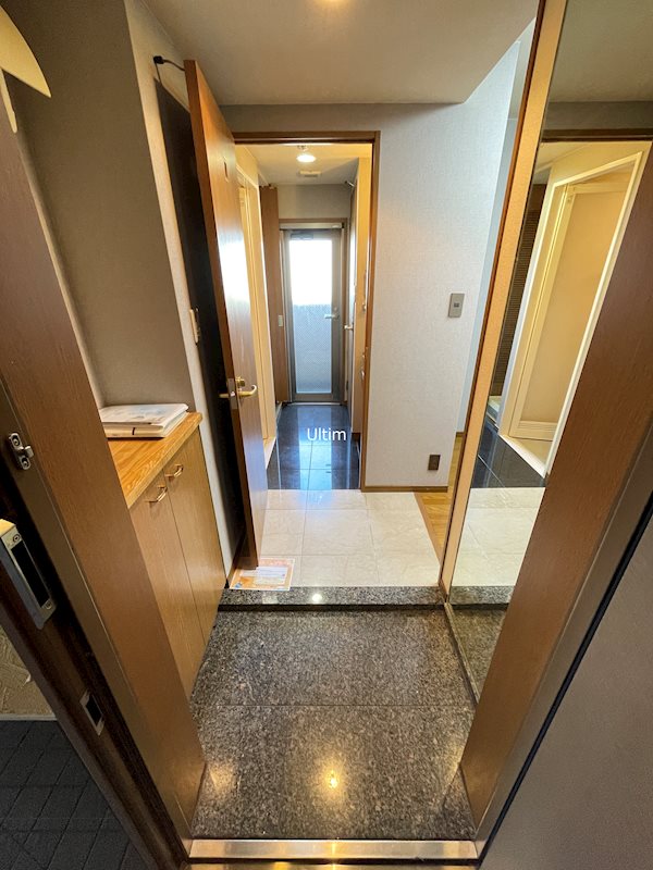 玄関　※別のお部屋のお写真です。御参考までに。